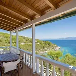 Dolphin 3 Apartment